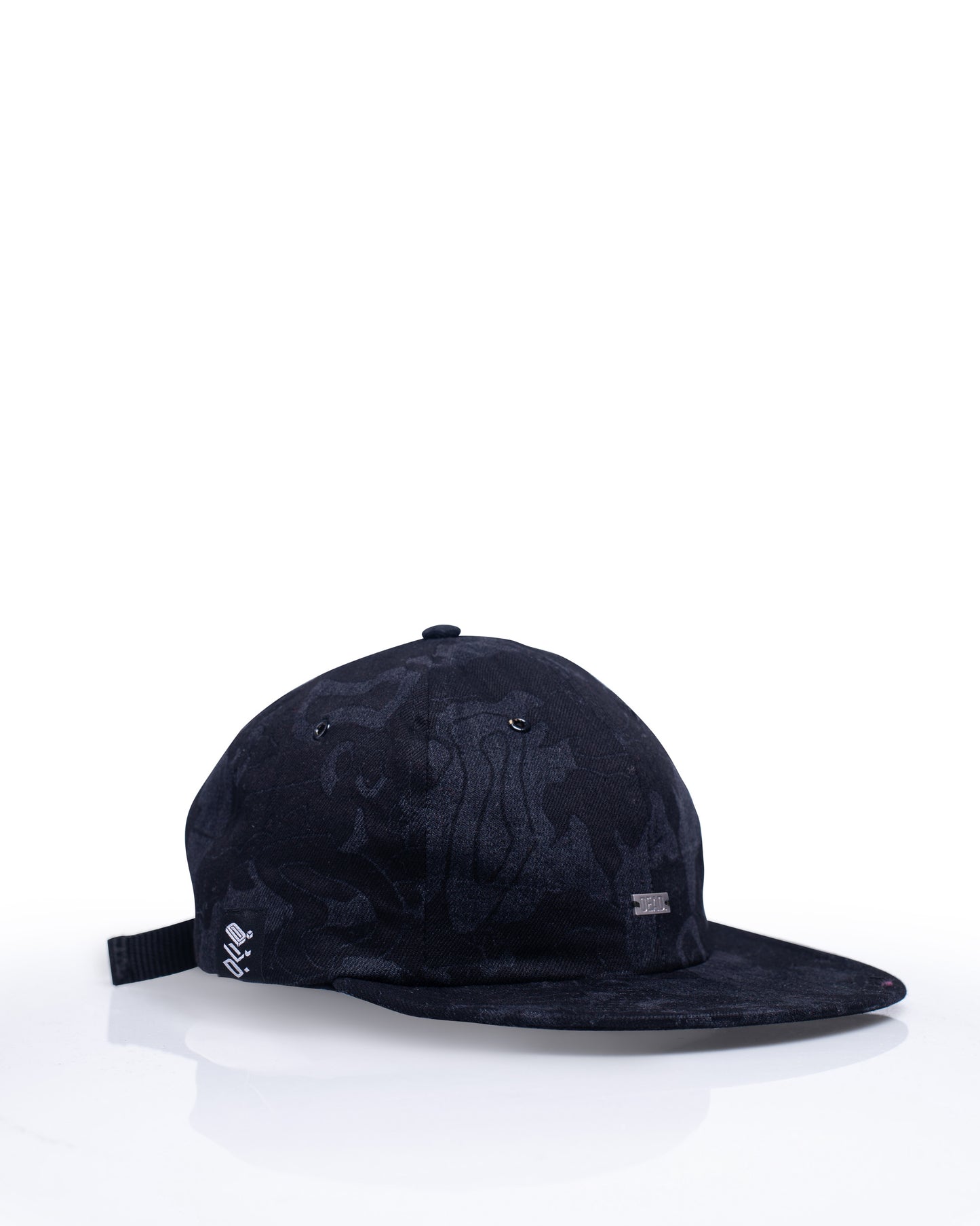 DEAD. camo cap B