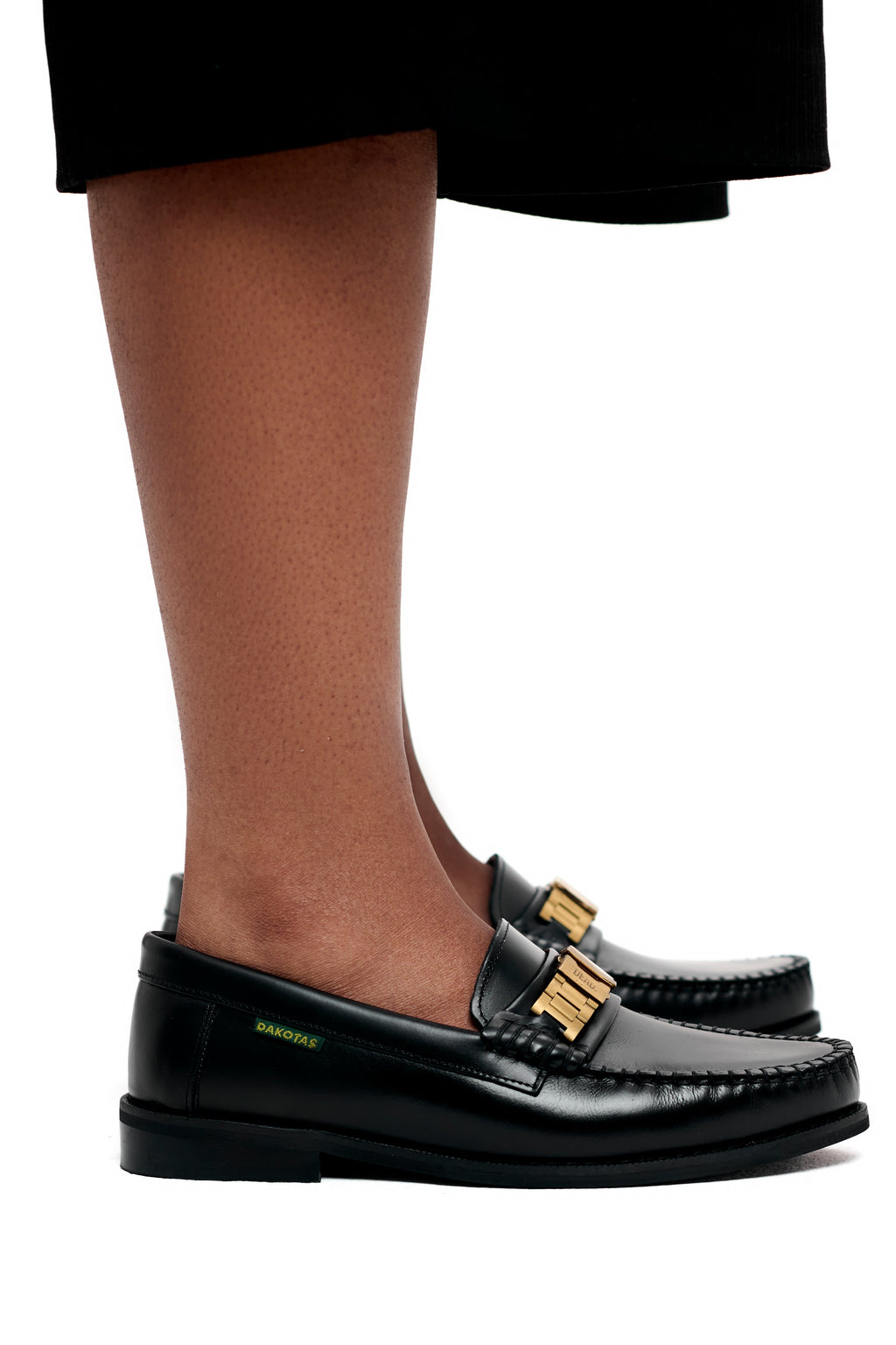 D.AKOTAS - Gold Buckle Moccasins